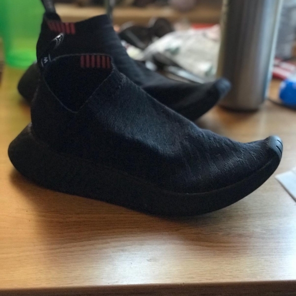 adidas nmd cs2 triple black shock pink